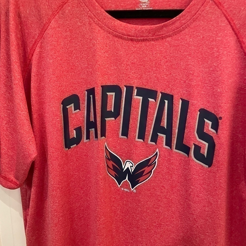NWOT NHL Red Capitals Men XL Jersey Short Sleeve Top - Picture 2 of 5